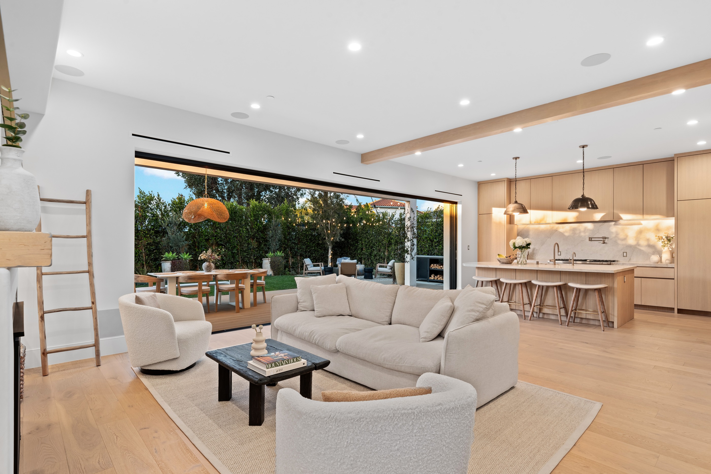Admiral Residence gallery image 6