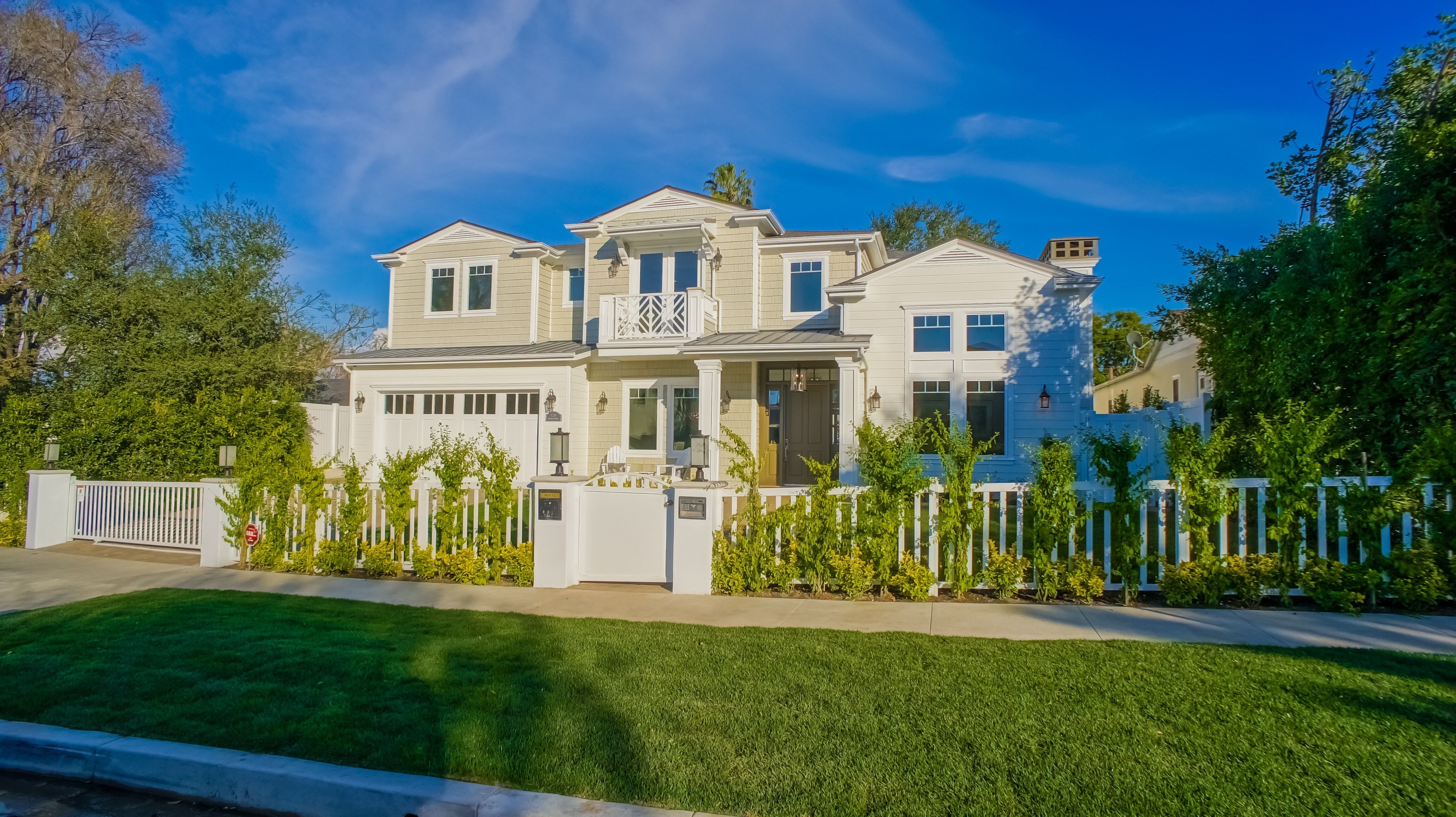 Benedict Canyon Residence