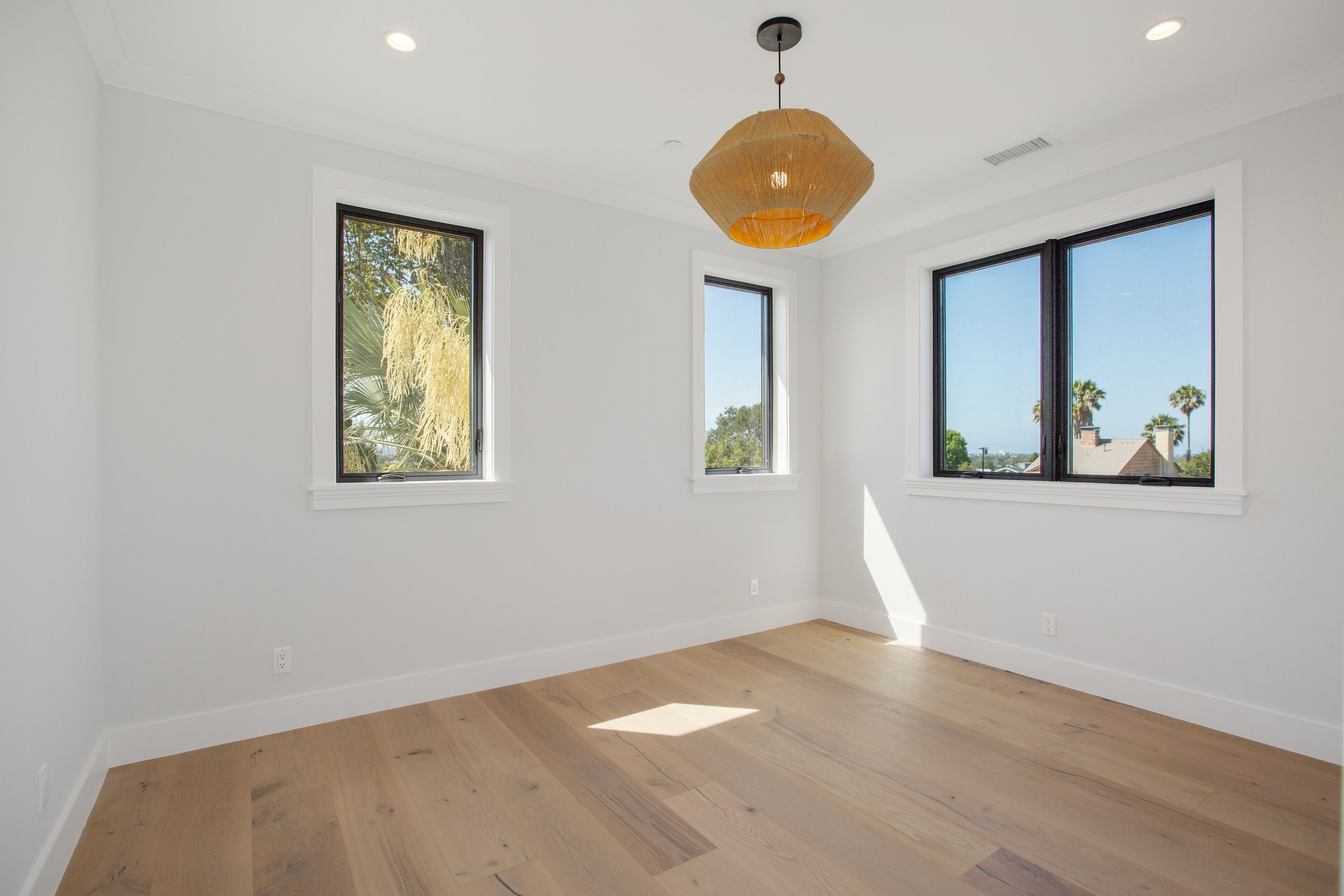 Cabrillo Residence gallery image 2