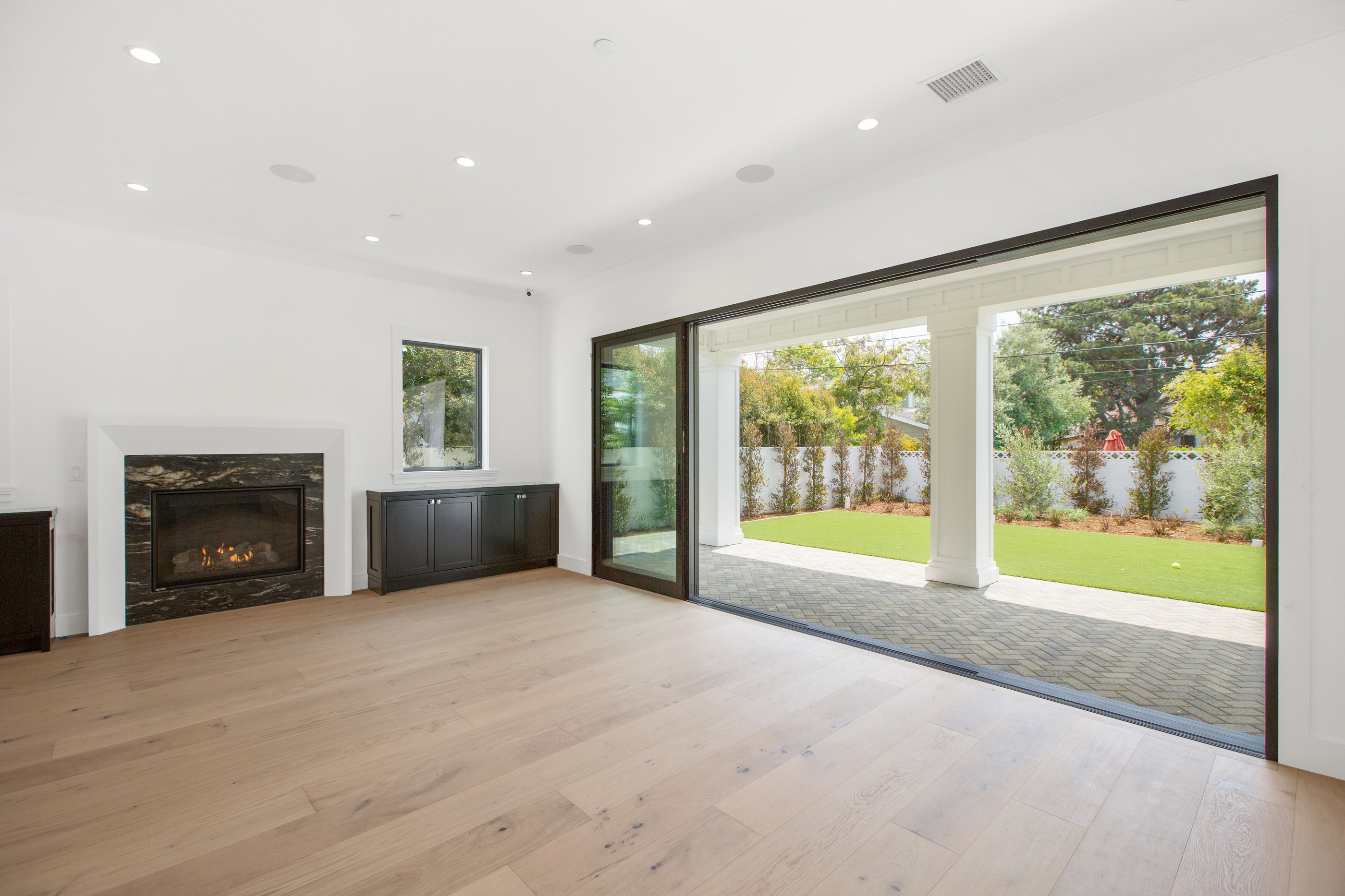 Cedar Residence gallery image 2