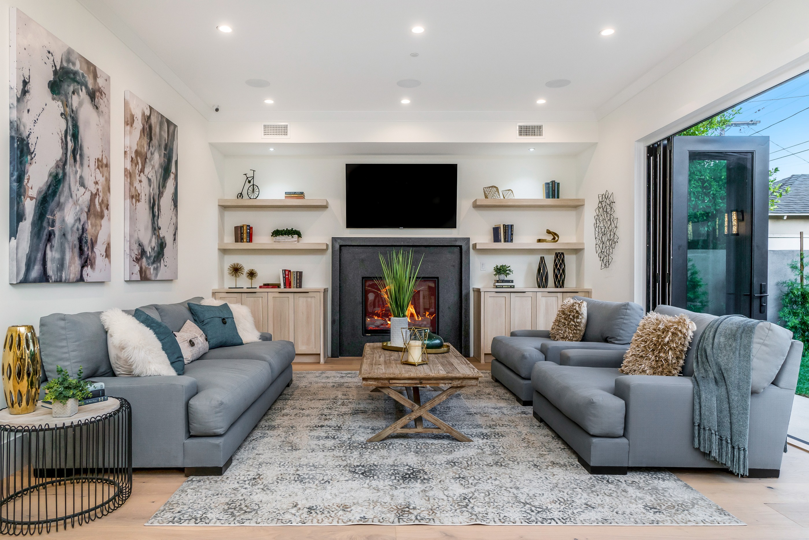 Colbert Residence gallery image 4