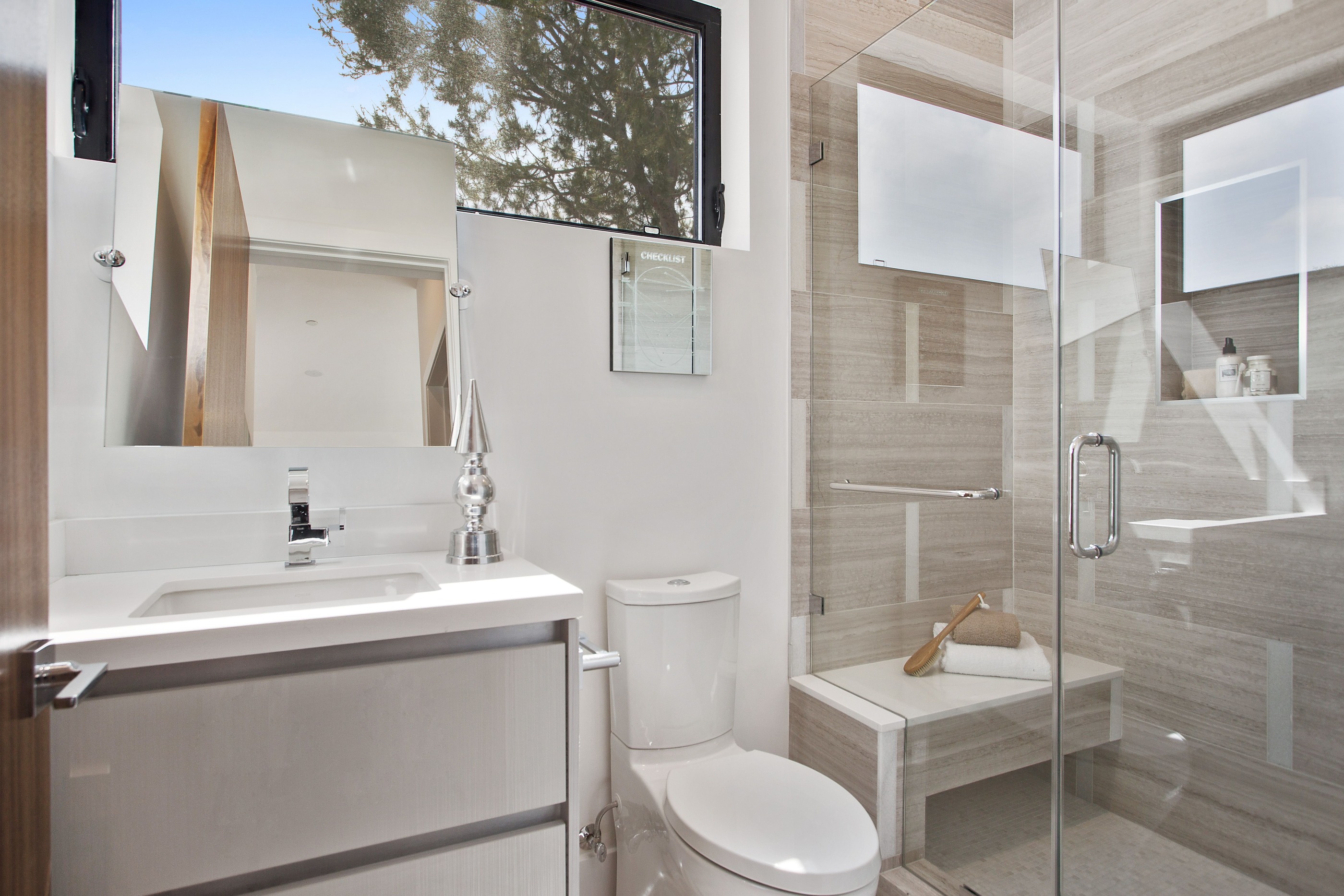 Garfield Residence gallery image 7