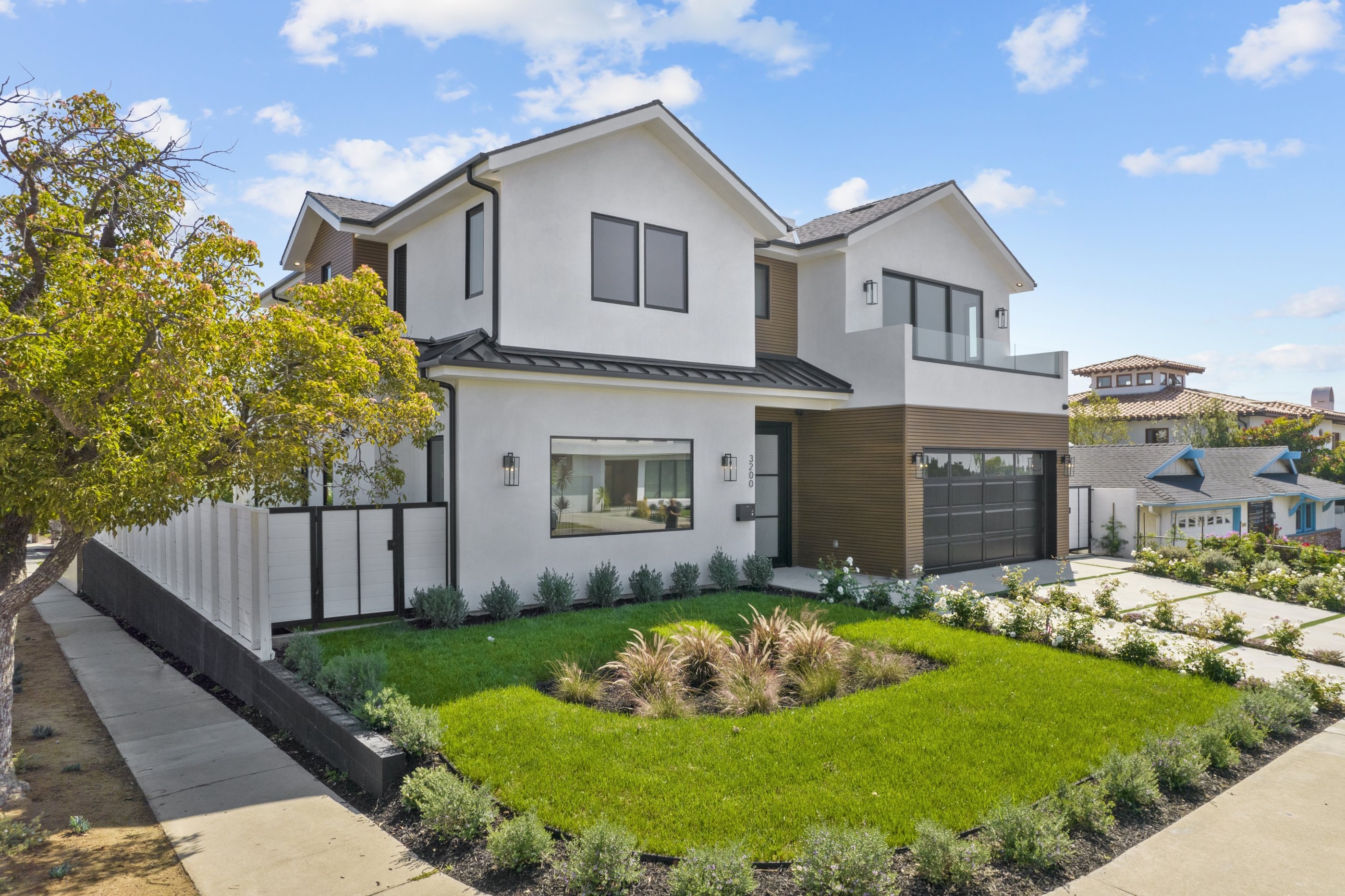Maplewood Residence gallery image 2